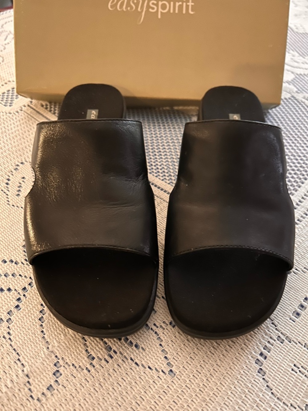 Easy Spirit Black Leather Slip on Sandals